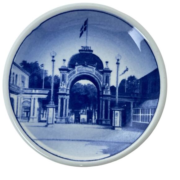 Royal Copenhagen Mini Plate Tivoli Porcelain Blue Display Wall Art 3.25 Inch - Picture 1 of 16
